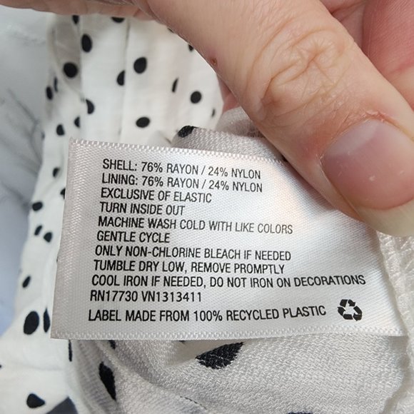 Black & White Polka Dot, Tie Top Dress with Adjustable Straps & Pockets! - Picture 10 of 12